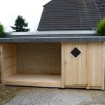 Schuppen mit Lagerplatz, Naturholz zum Selbsanstrich