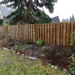 Zaun-rustikal-Deckelschalung