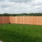 Sichtschutzzaun-Lärche-Zaunanlage-senkrecht