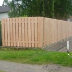 Gartenzaun-senkrecht-Deckelschalung